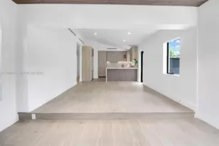 500 NW 43rd St, Miami, FL 33127 - Photo 10