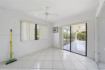 6010 S Falls Cir Dr #323, Lauderhill, FL 33319 - Photo 20