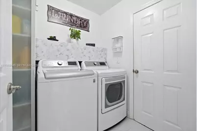 2570 SE 7th Pl, Homestead, FL 33033 - Photo 22