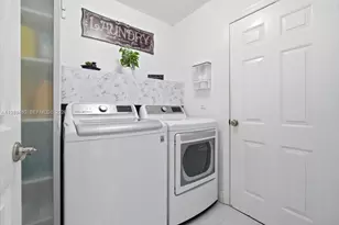 2570 SE 7th Pl, Homestead, FL 33033 - Photo 22