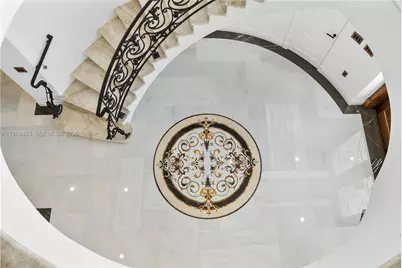 919 92nd St, Surfside, FL 33154 - Photo 32