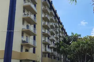 4550 NW 9th St, Miami, FL 33126 - Photo 2