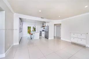 531 Forrest Dr, Miami Springs, FL 33166 - Photo 2
