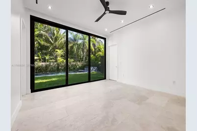 5975 SW 62nd St, South Miami, FL 33143 - Photo 14