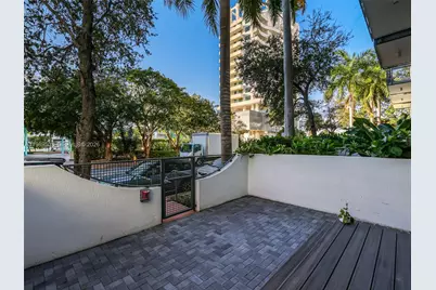 6000 Collins Ave #112, Miami Beach, FL 33140 - Photo 32