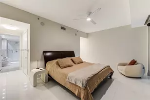 6000 Collins Ave, Miami Beach, FL 33140 - Photo 26