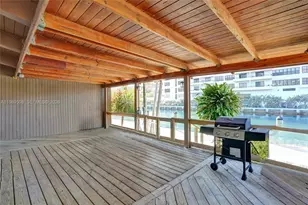 2619 S Parkview Dr, Hallandale Beach, FL 33009 - Photo 14