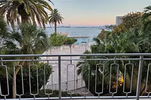 11111 Biscayne Blvd, Miami, FL 33181 - Photo 16