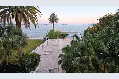 11111 Biscayne Blvd #3F, Miami, FL 33181 - Photo 18