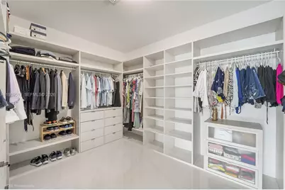 88 SW 7th St #4101, Miami, FL 33130 - Photo 24