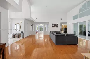 8179 Lakeview Dr, West Palm Beach, FL 33412 - Photo 4