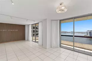 19101 NE 36th Ct, Aventura, FL 33180 - Photo 8