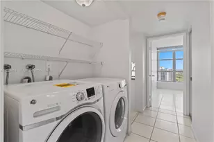 19101 NE 36th Ct, Aventura, FL 33180 - Photo 16