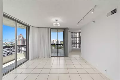 19101 NE 36th Ct #2405, Aventura, FL 33180 - Photo 12