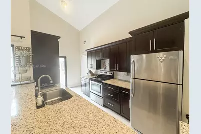 9635 SW 74th St, Miami, FL 33173 - Photo 12