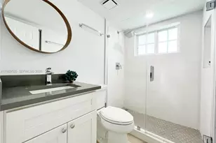 290 Sunrise Dr, Key Biscayne, FL 33149 - Photo 8