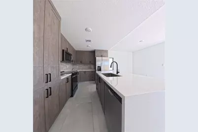 1374 NW 1st St, Florida City, FL 33034 - Photo 8