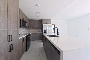 1374 NW 1st St, Florida City, FL 33034 - Photo 8