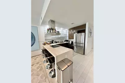 1100 Biscayne Blvd #5804, Miami, FL 33132 - Photo 4