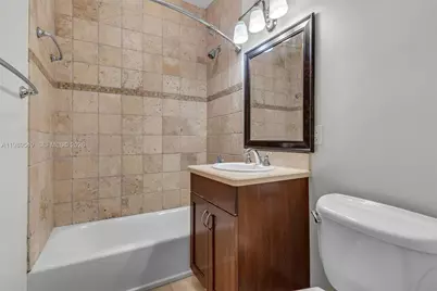 7048 SW 83rd Ct, Miami, FL 33143 - Photo 12