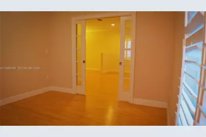 7048 SW 83rd Ct, Miami, FL 33143 - Photo 10