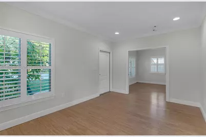 7048 SW 83rd Ct, Miami, FL 33143 - Photo 6