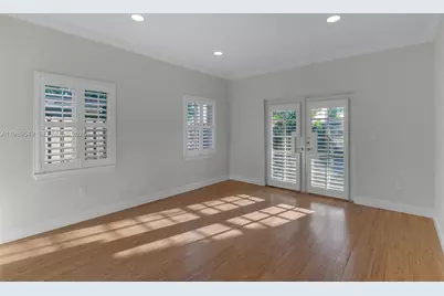 7048 SW 83rd Ct, Miami, FL 33143 - Photo 18