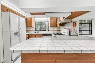 4210 SW 134th Ave, Miami, FL 33175 - Photo 10