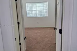 11650 SW 2nd St, Pembroke Pines, FL 33025 - Photo 20