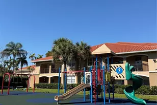 11650 SW 2nd St, Pembroke Pines, FL 33025 - Photo 36