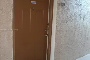 11650 SW 2nd St, Pembroke Pines, FL 33025 - Photo 6