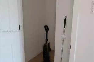 11650 SW 2nd St, Pembroke Pines, FL 33025 - Photo 10