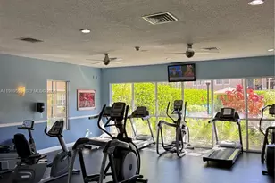 11650 SW 2nd St, Pembroke Pines, FL 33025 - Photo 44