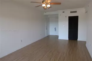 11650 SW 2nd St, Pembroke Pines, FL 33025 - Photo 8