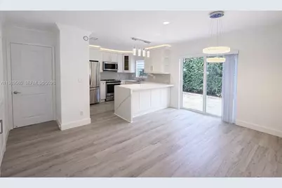 10971 NW 12th Pl, Plantation, FL 33322 - Photo 8