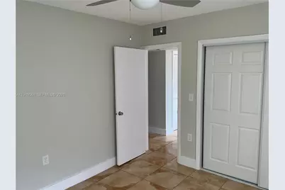 2079 NE 167th St #5, North Miami Beach, FL 33162 - Photo 14