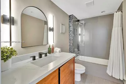 720 NE 62nd St #307, Miami, FL 33138 - Photo 8