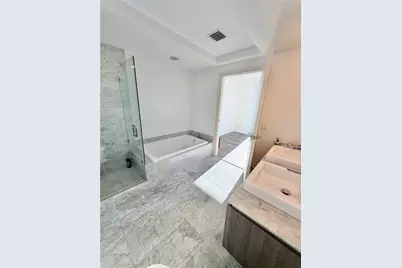 [Address not provided], Miami, FL 33130 - Photo 10