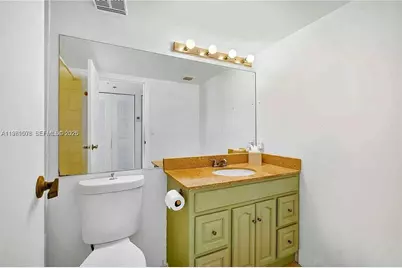 7601 E Treasure Dr #2222, North Bay Village, FL 33141 - Photo 6