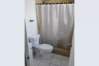 1717 Shenandoah St #2, Hollywood, FL 33020 - Photo 6