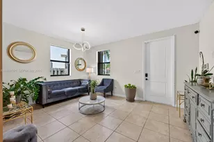 17340 SW 154th Pl, Miami, FL 33187 - Photo 10