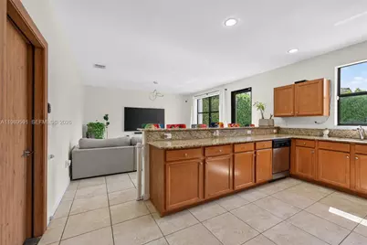 17340 SW 154th Pl, Miami, FL 33187 - Photo 26