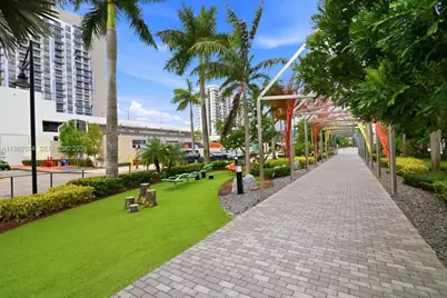 5300 Paseo Blvd #1803, Doral, FL 33166 - Photo 52