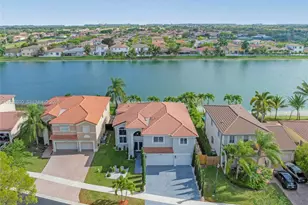 3912 NE 20th St, Homestead, FL 33033 - Photo 2