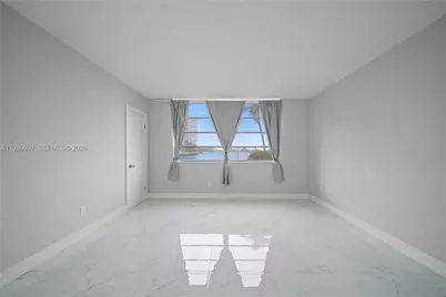 18601 NE 14th Ave #111, Miami, FL 33179 - Photo 20