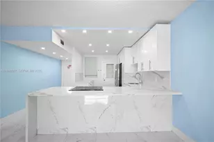 18601 NE 14th Ave, Miami, FL 33179 - Photo 10