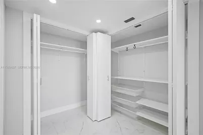 18601 NE 14th Ave #111, Miami, FL 33179 - Photo 24