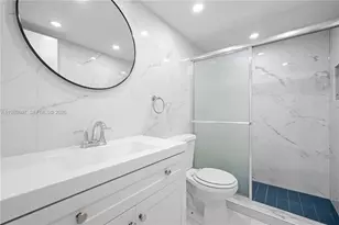 18601 NE 14th Ave, Miami, FL 33179 - Photo 18