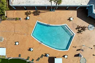 18601 NE 14th Ave, Miami, FL 33179 - Photo 30