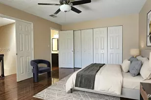 610 Commodore Dr, Plantation, FL 33325 - Photo 10